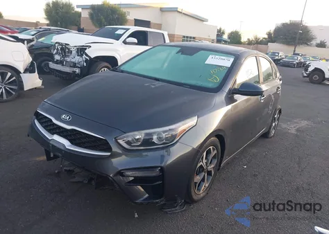 2019 Kia Forte Lxs z USA, uszkodzony, nr VIN 3KPF24AD3KE083446